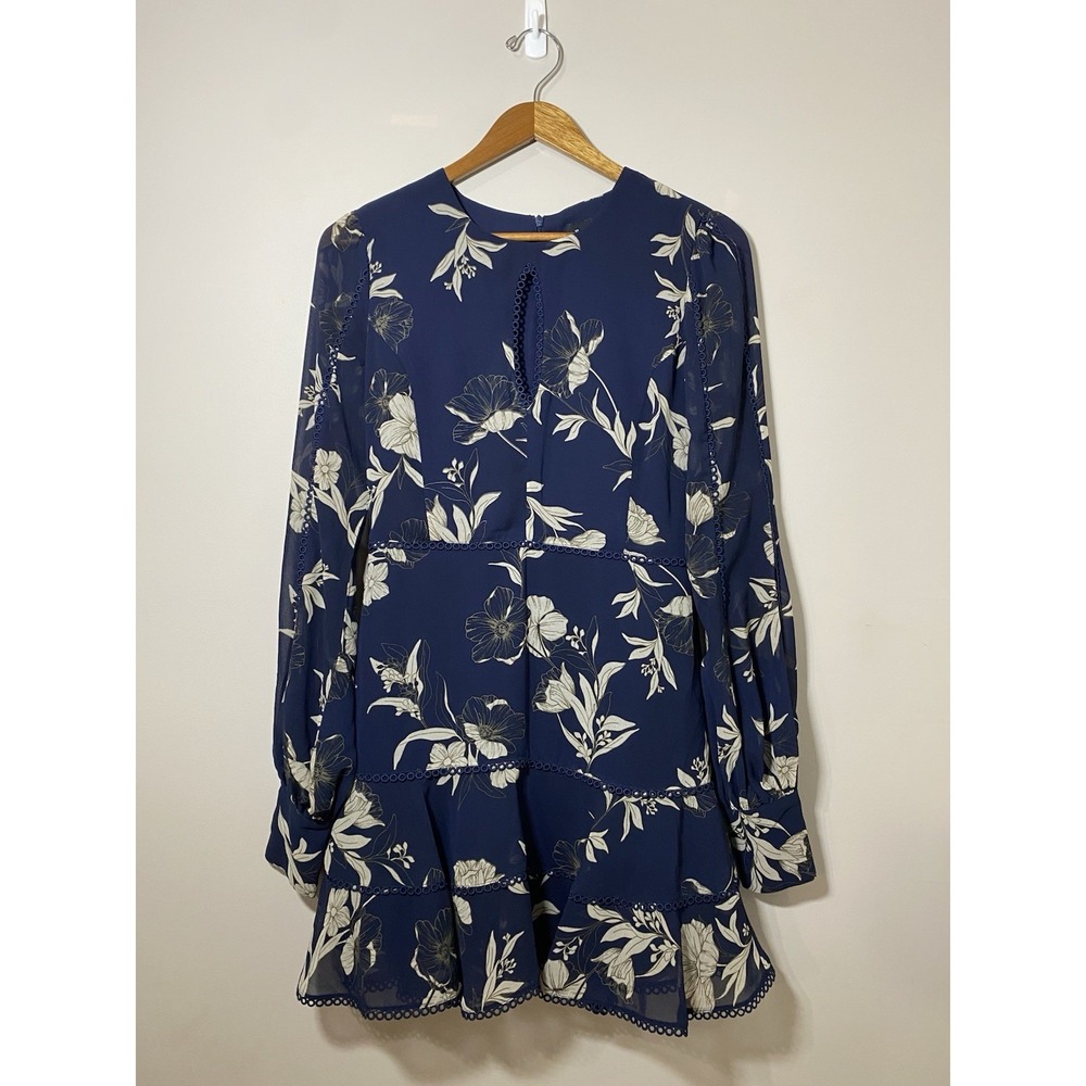 Bardot Tammy Trim Dress SMALL Navy‎ Blue Tiered Lacetrim Floral Fit & Flare EUC!